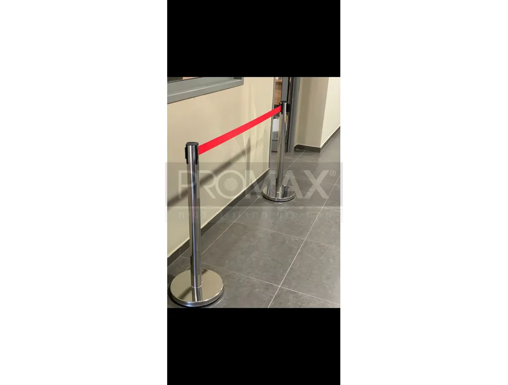 עמוד תור ממתכת גובה 90 ס"מ + סרט נשלף 2 מטר