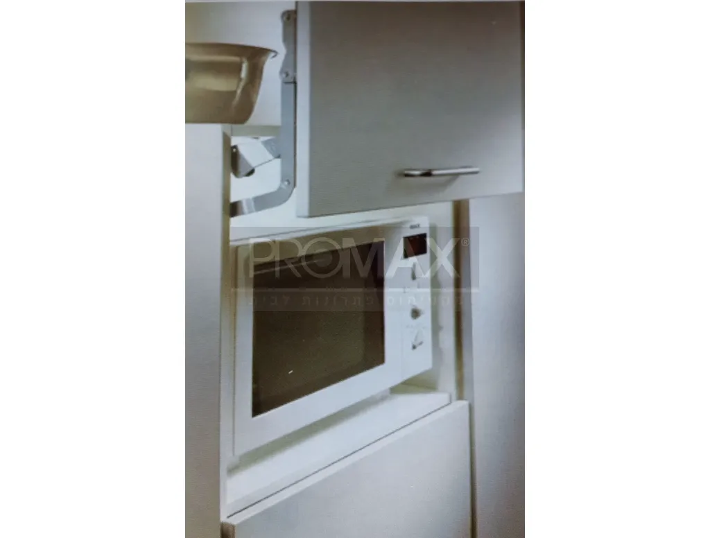 מתקן למיקרו בוכנות